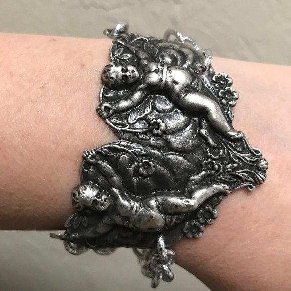 Cherub Chain Angel Bracelet Statement Goth Victorian Gothic Slave Cuff Link - Picture 9 of 12